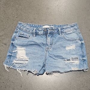 Women’s Light Blue Distressed Denim Shorts M4